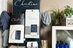 008-christine-pusateri-hair-solutions